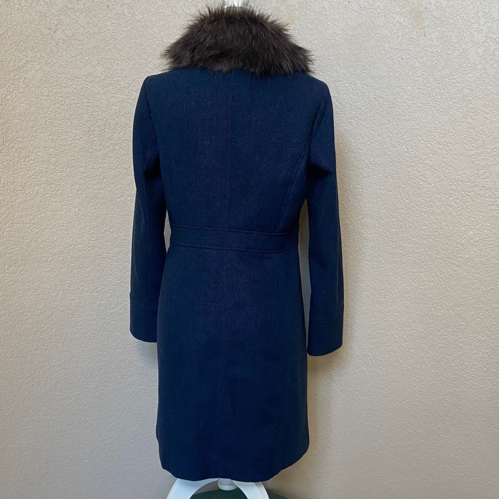 Sale! Elegant Navy Coat with Faux Fur Collar, size S, Banana Republic - Picture 10 of 16